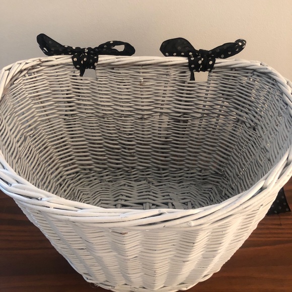 Wicker Bicycle Basket - Picture 2 of 6